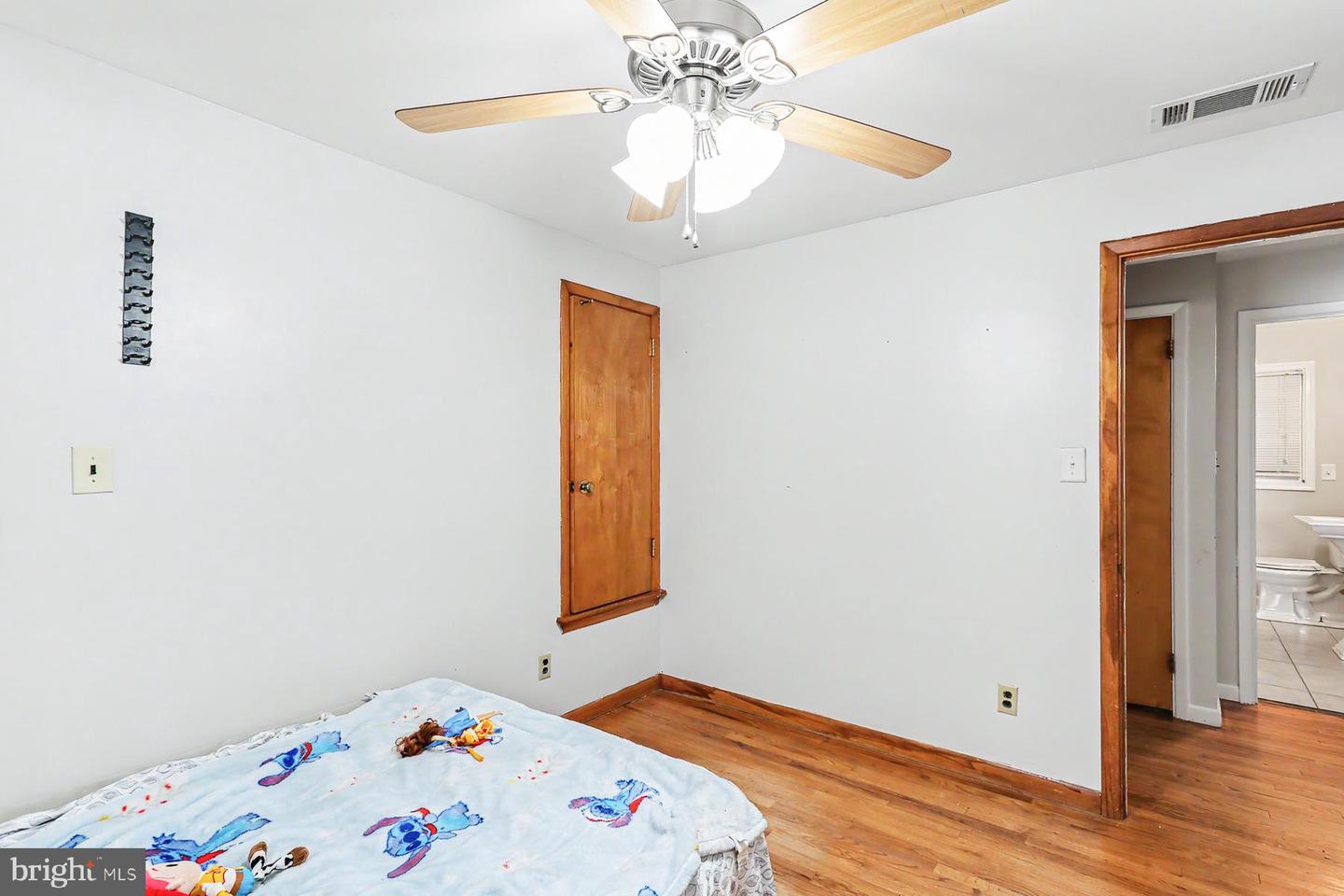 103 Maple Ave Property Photo 17