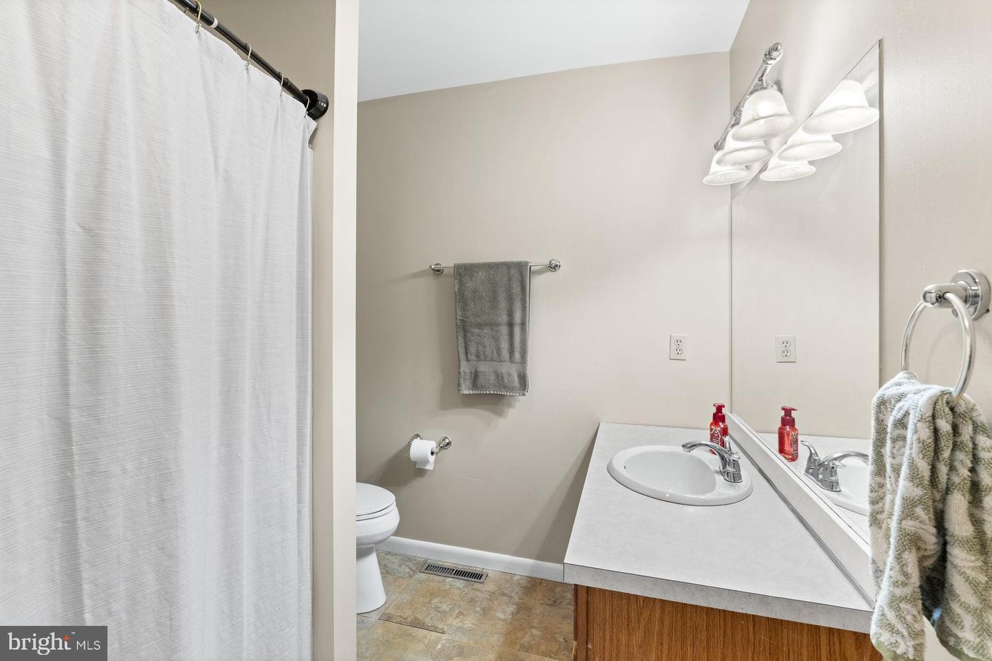 4516 Linden Ave Property Photo 18