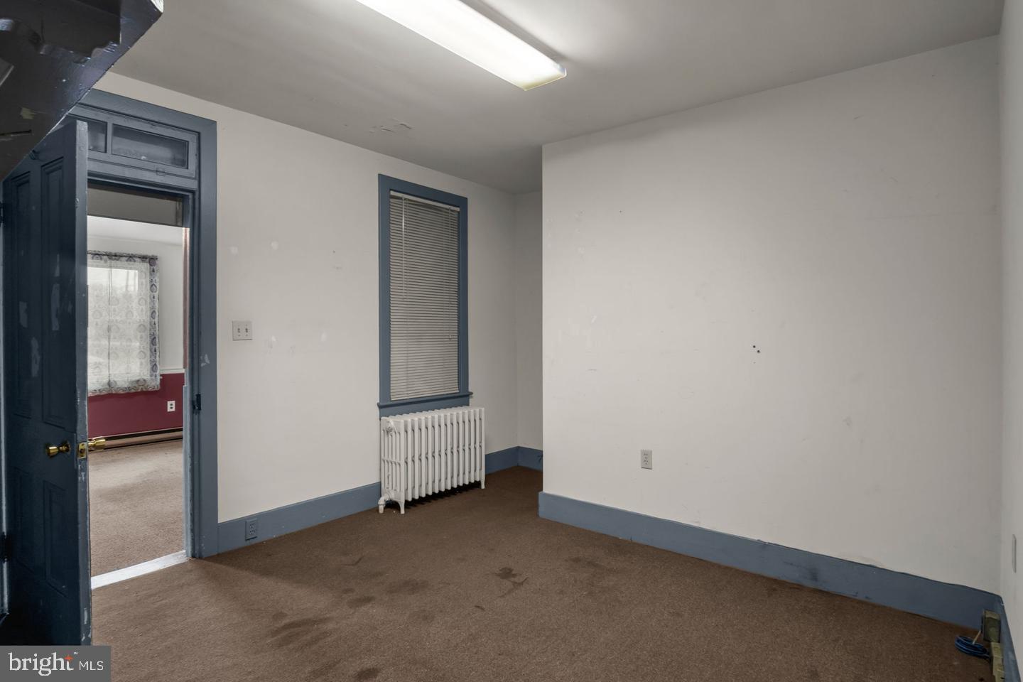 1602 Spring Rd Property Photo 7