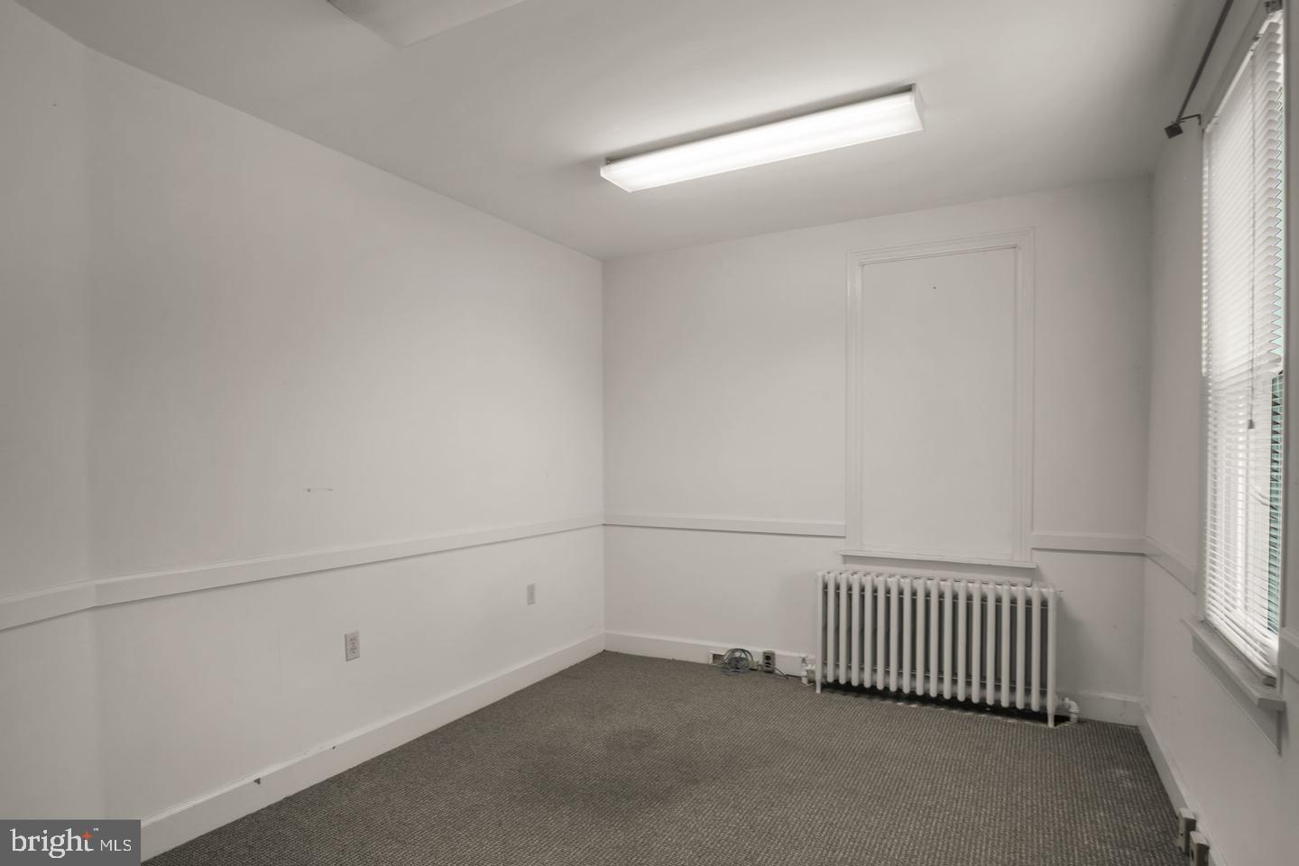 1602 Spring Rd Property Photo 12