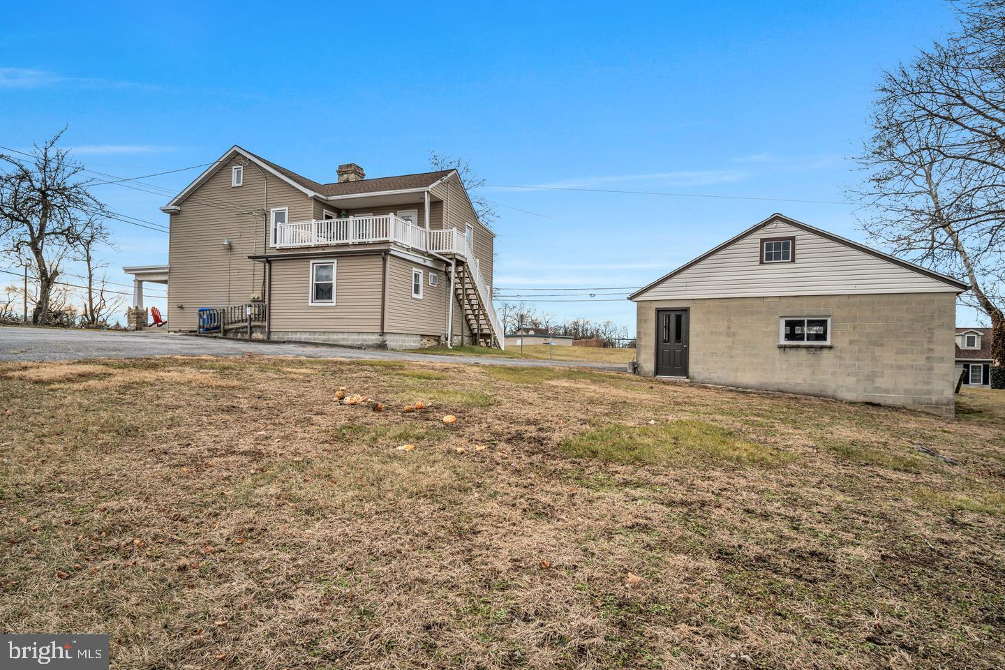 1602 Spring Rd Property Photo 26
