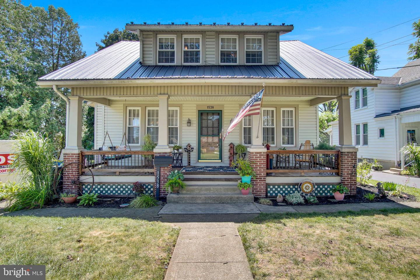 1538 BRANDT AVE