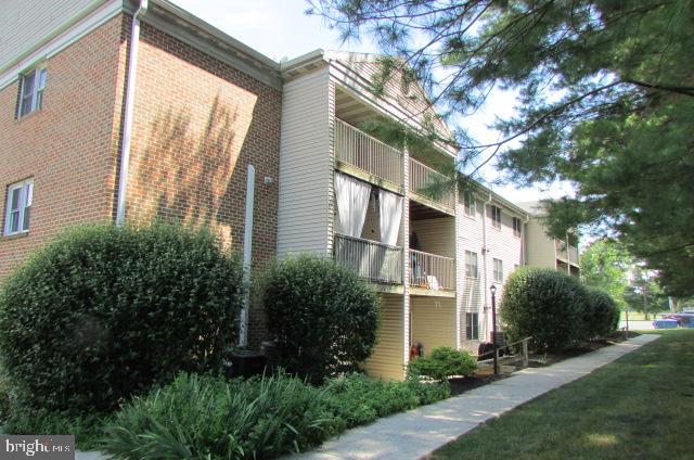 2101 Cedar Run Dr #206 Property Photo 3