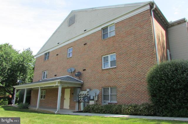 2101 Cedar Run Dr #206 Property Photo 4
