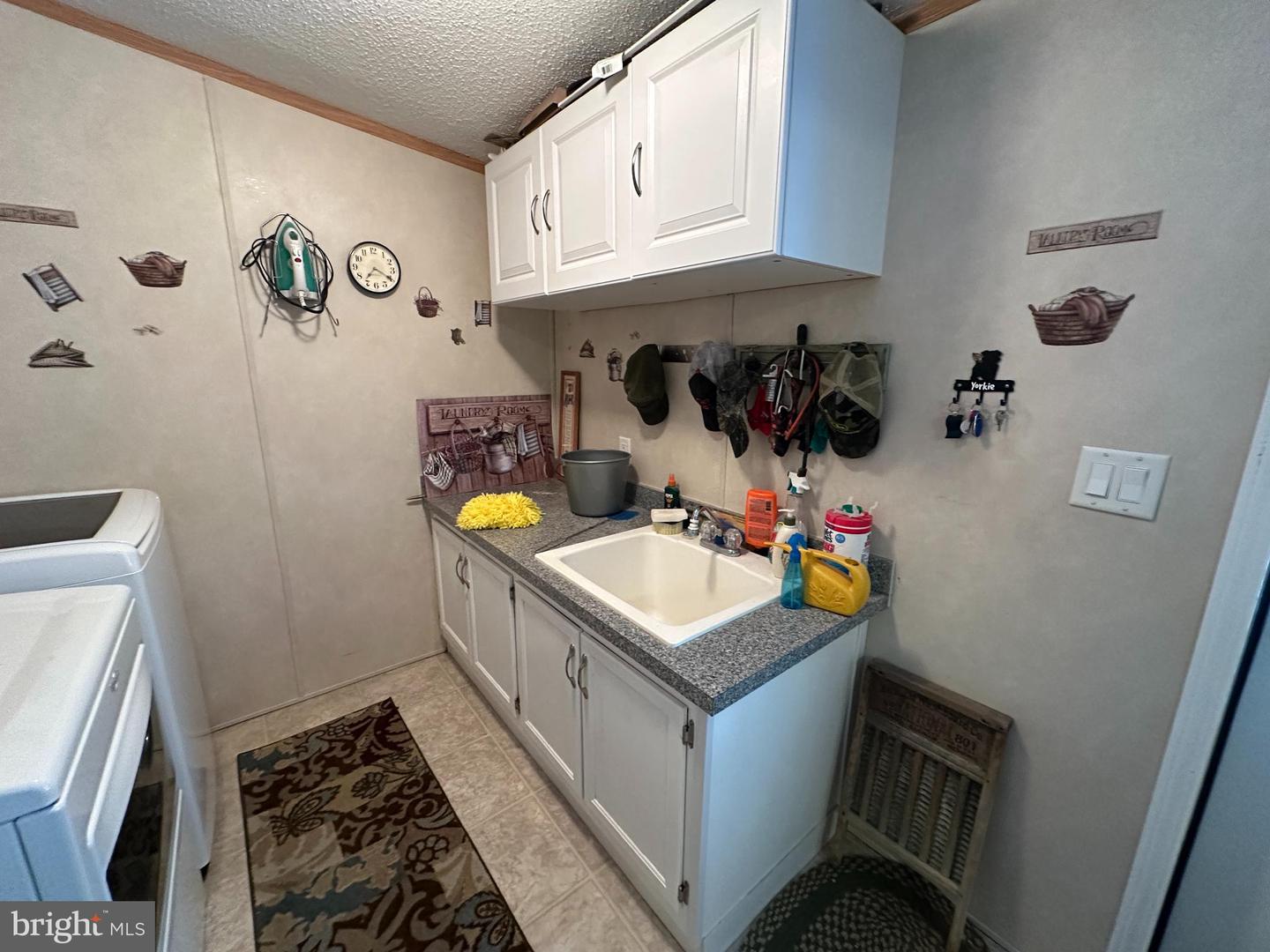151 Gardner Dr Property Photo 32