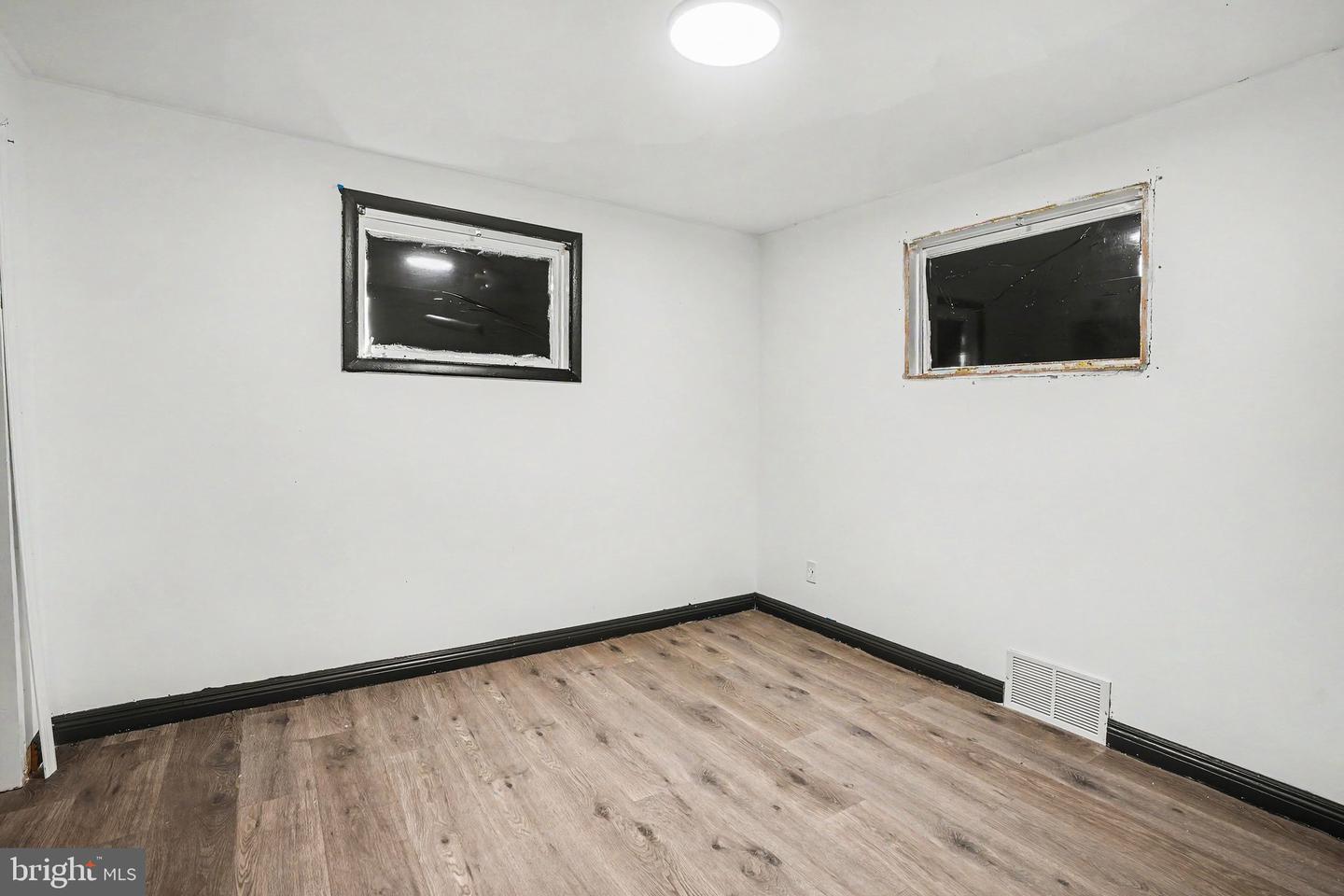 10 Greystone Rd Property Photo 11