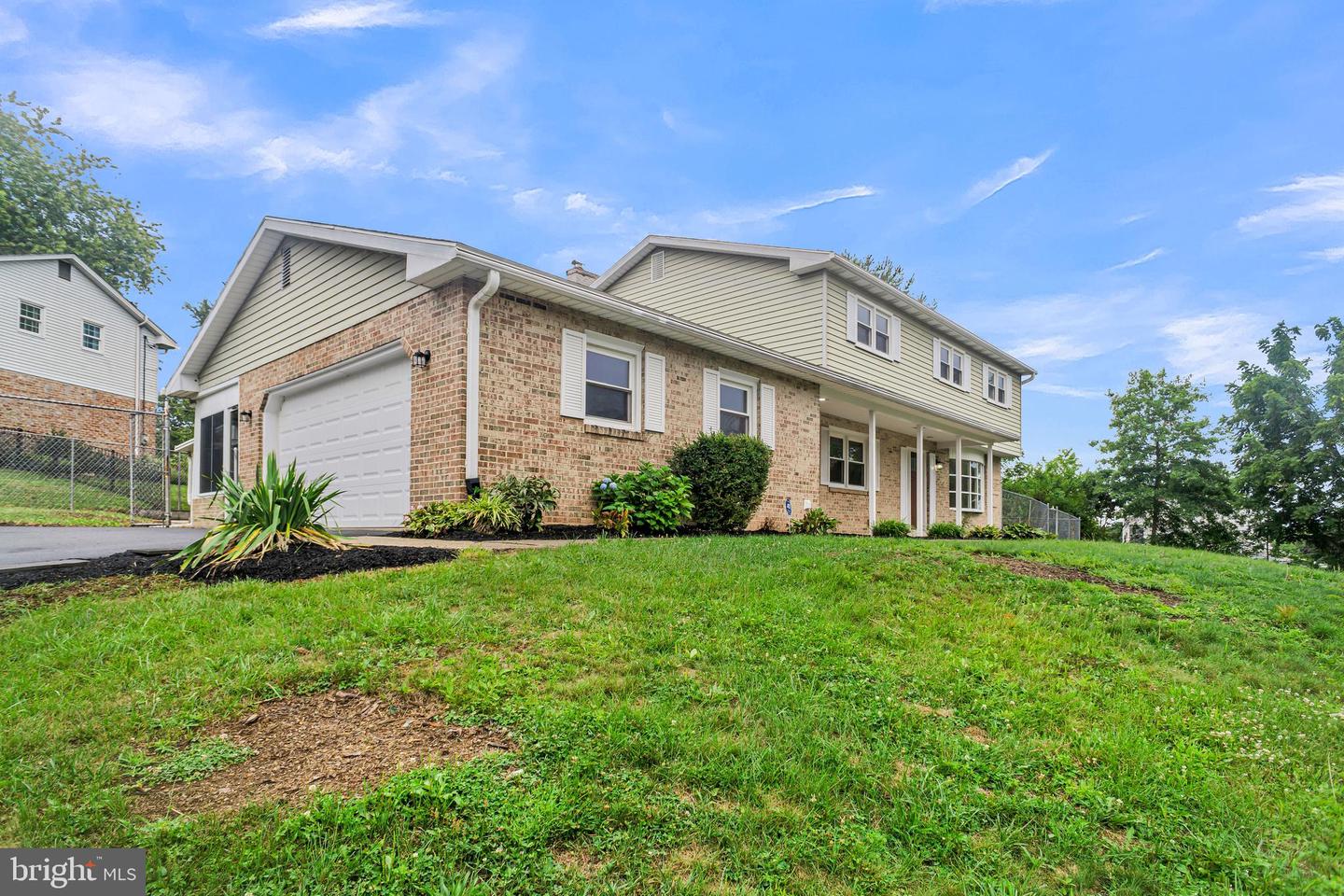3922 CHERYLBROOK DR