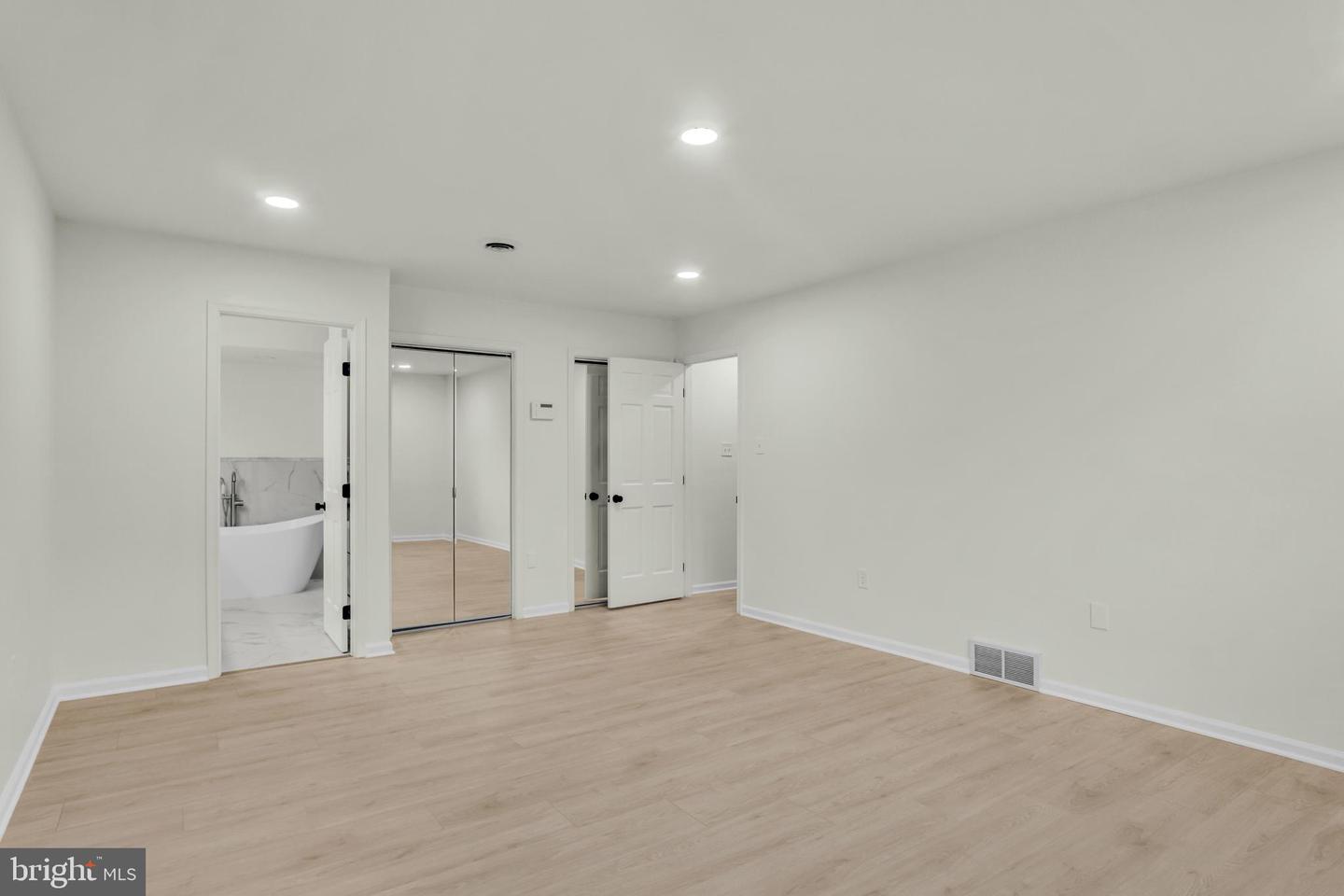 3922 Cherylbrook Dr Property Photo 24