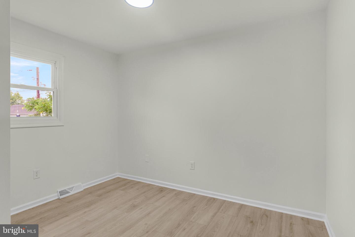 3922 Cherylbrook Dr Property Photo 31