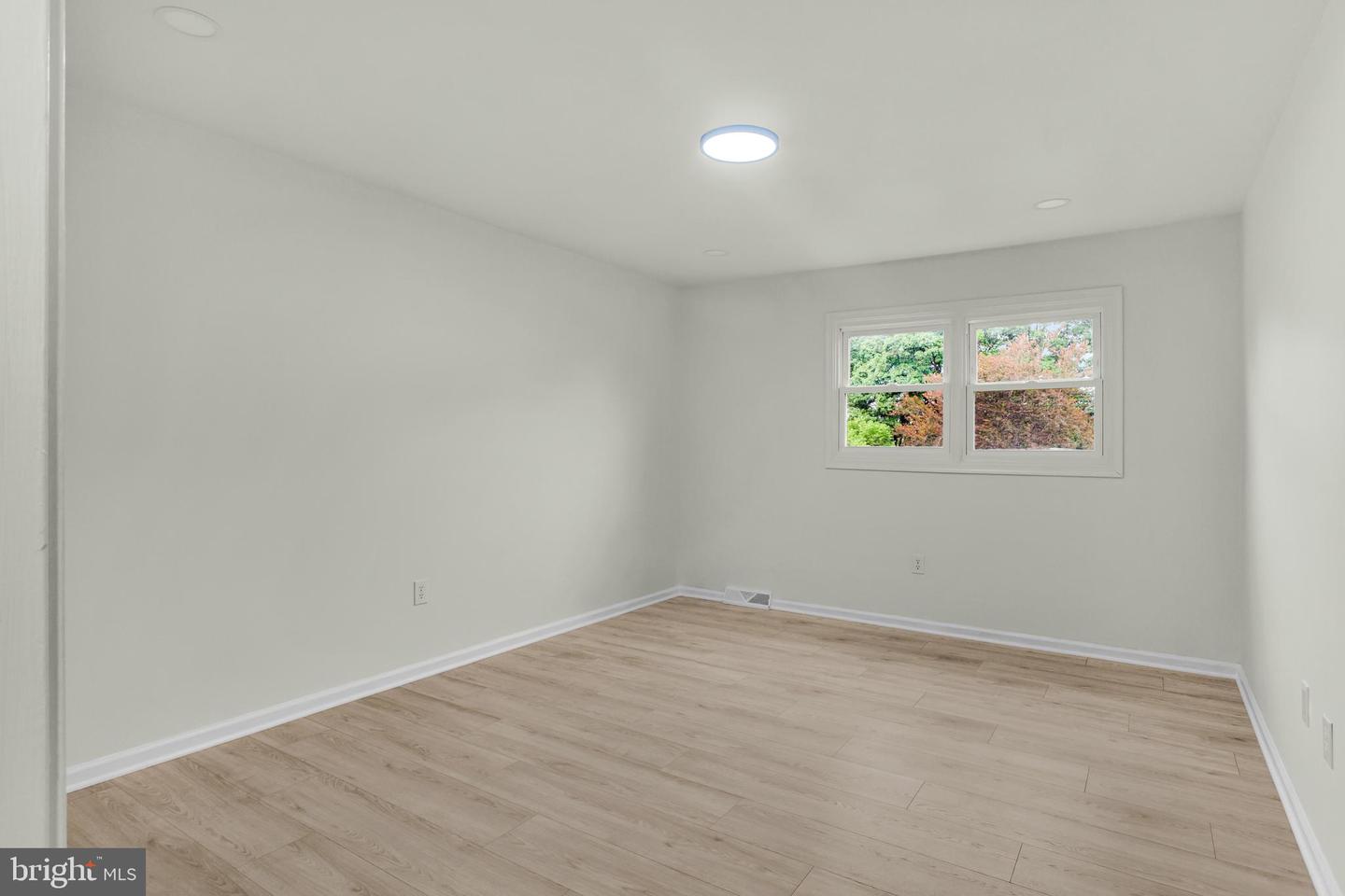 3922 Cherylbrook Dr Property Photo 32