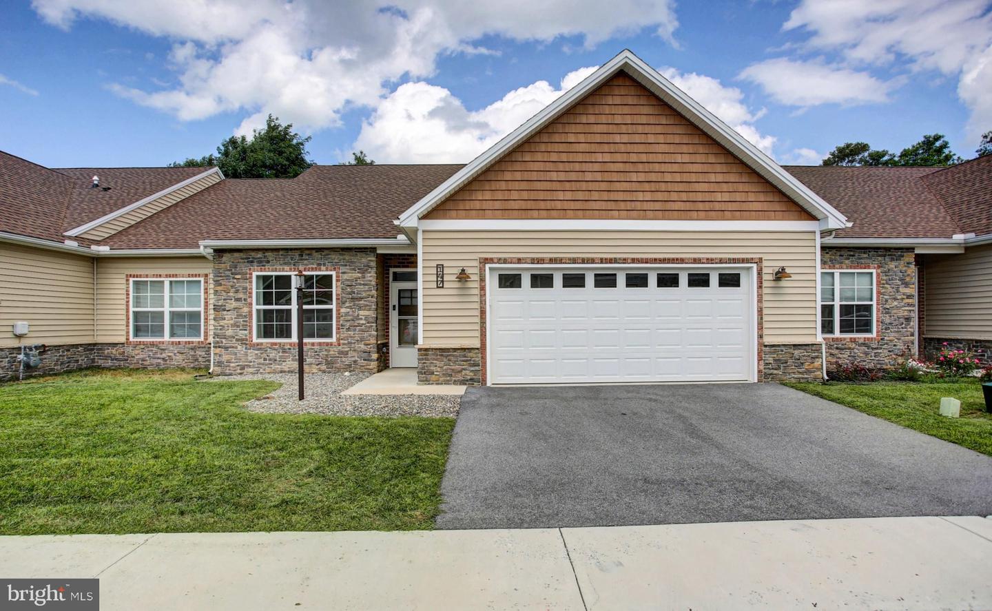 147 BLACKBIRD LN