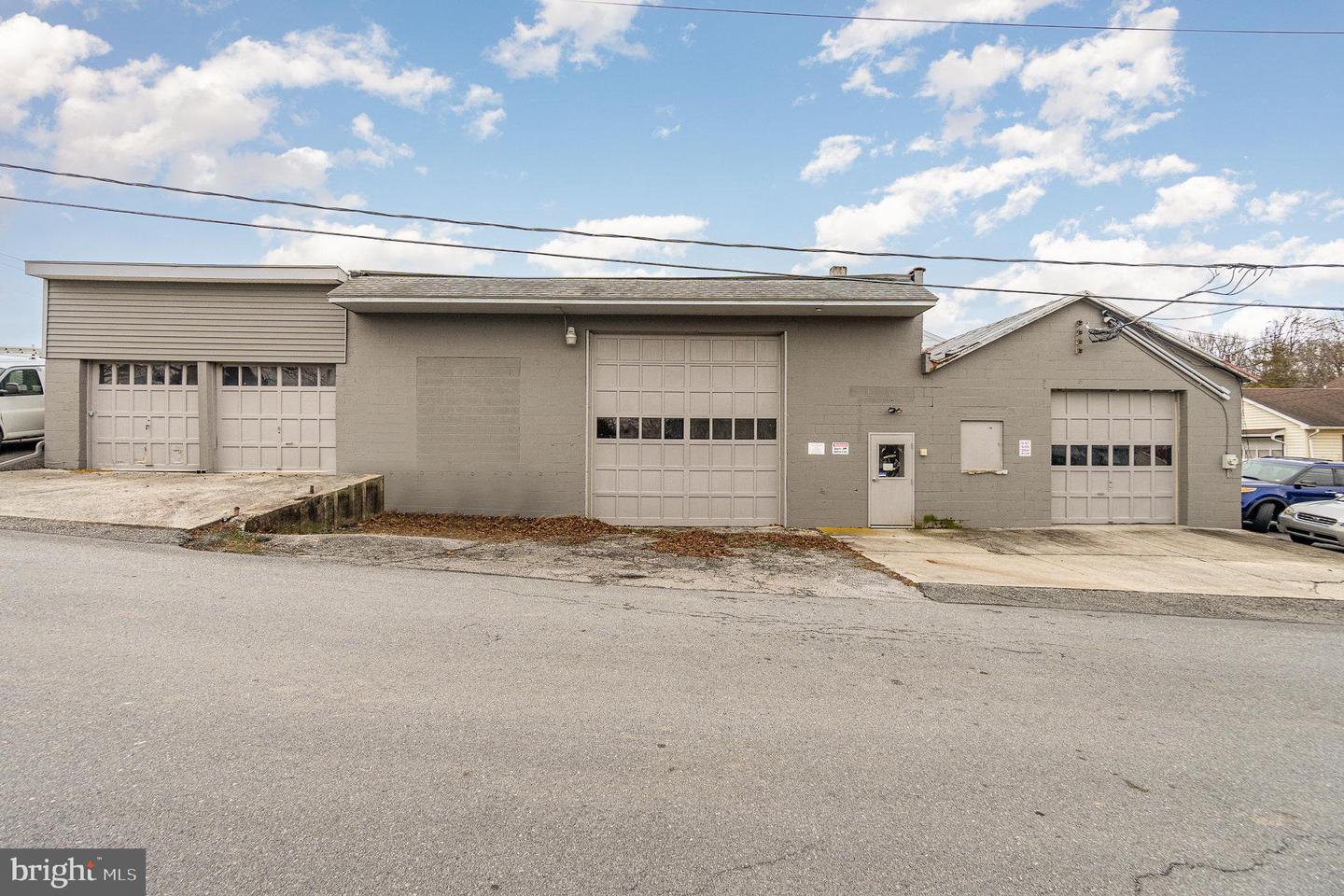 122 Beech St Property Photo 2
