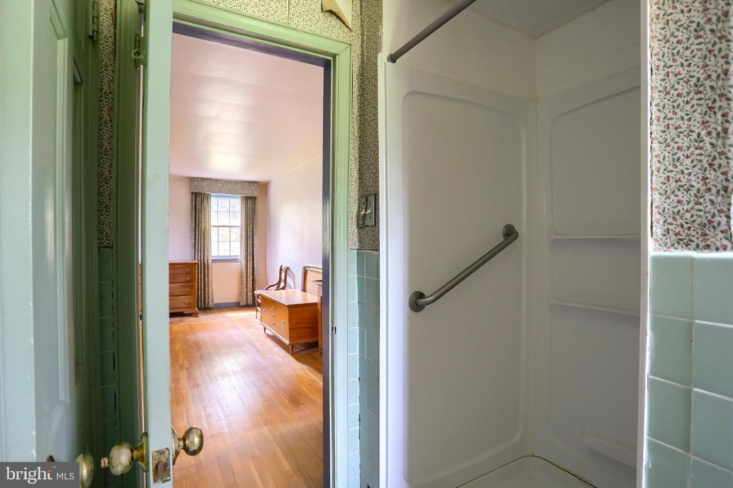727 Arlington Rd Property Photo 13