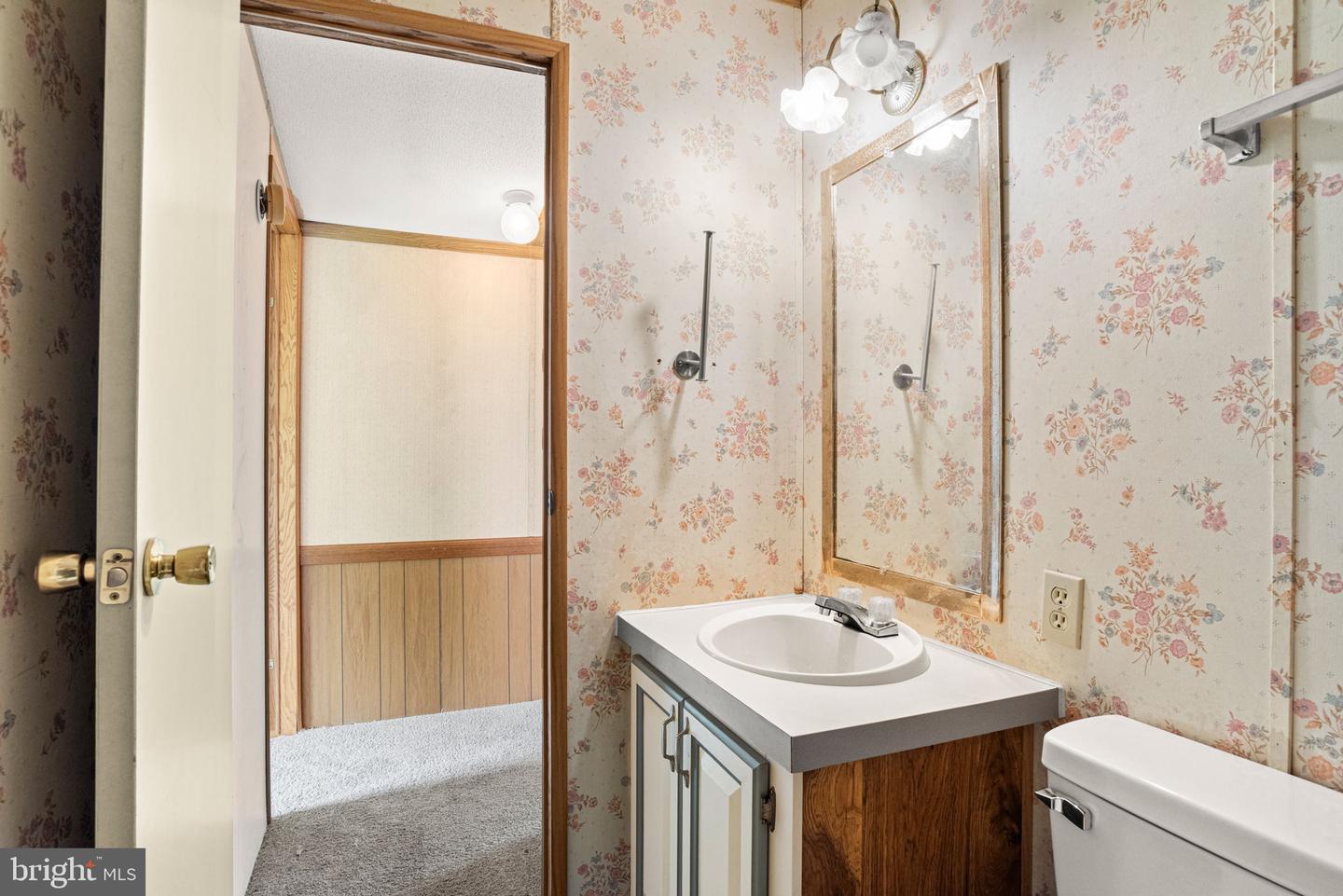 108 Marbeth Ave Property Photo 7