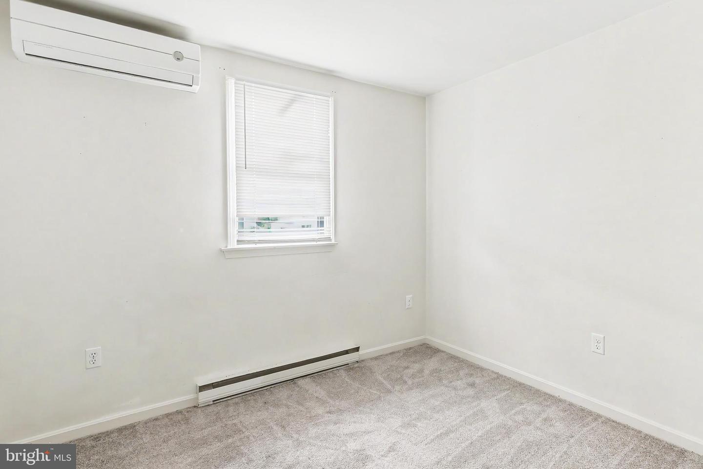 801 Bridge St #2 Property Photo 11