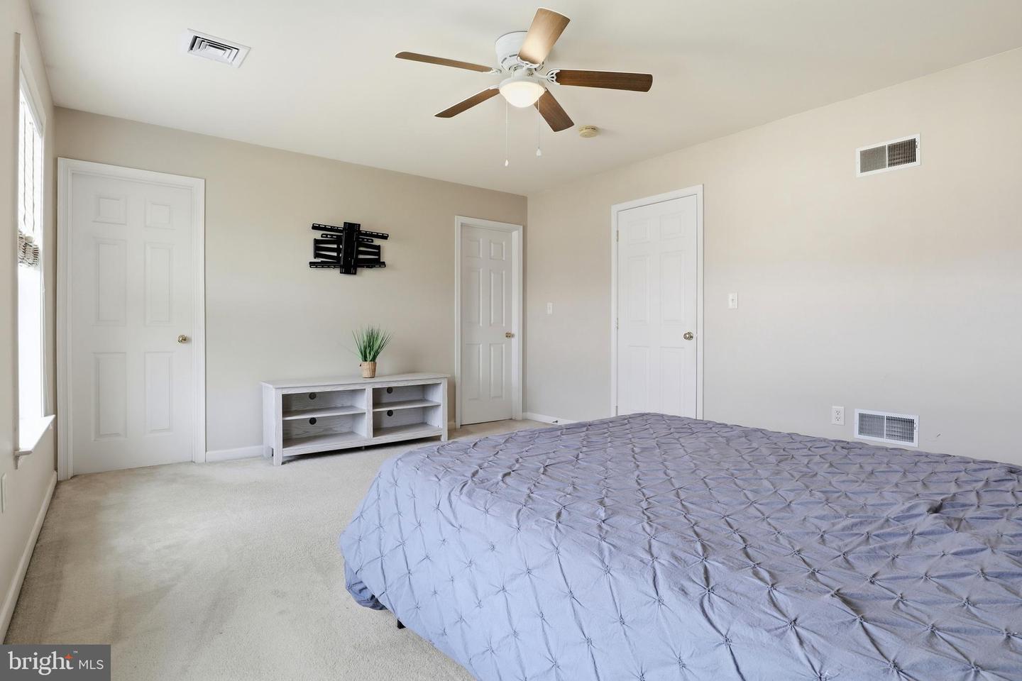 555 Meadow Croft Cir Property Photo 22