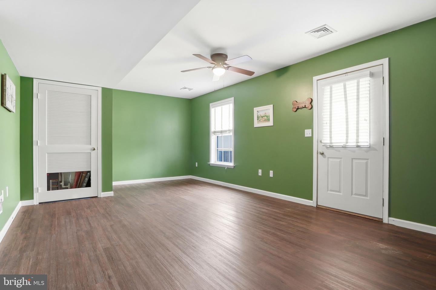 555 Meadow Croft Cir Property Photo 36