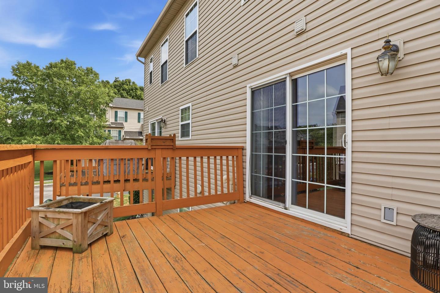 555 Meadow Croft Cir Property Photo 39