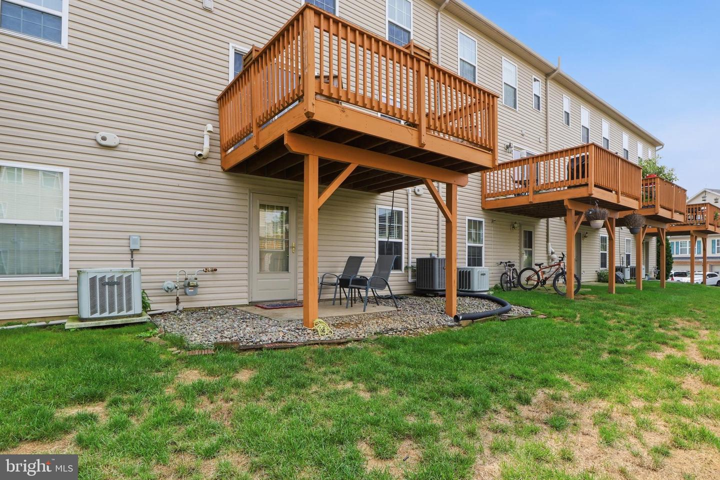 555 Meadow Croft Cir Property Photo 41