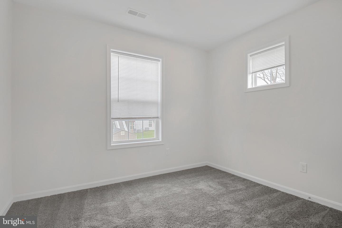 26 Laurel Way Property Photo 15