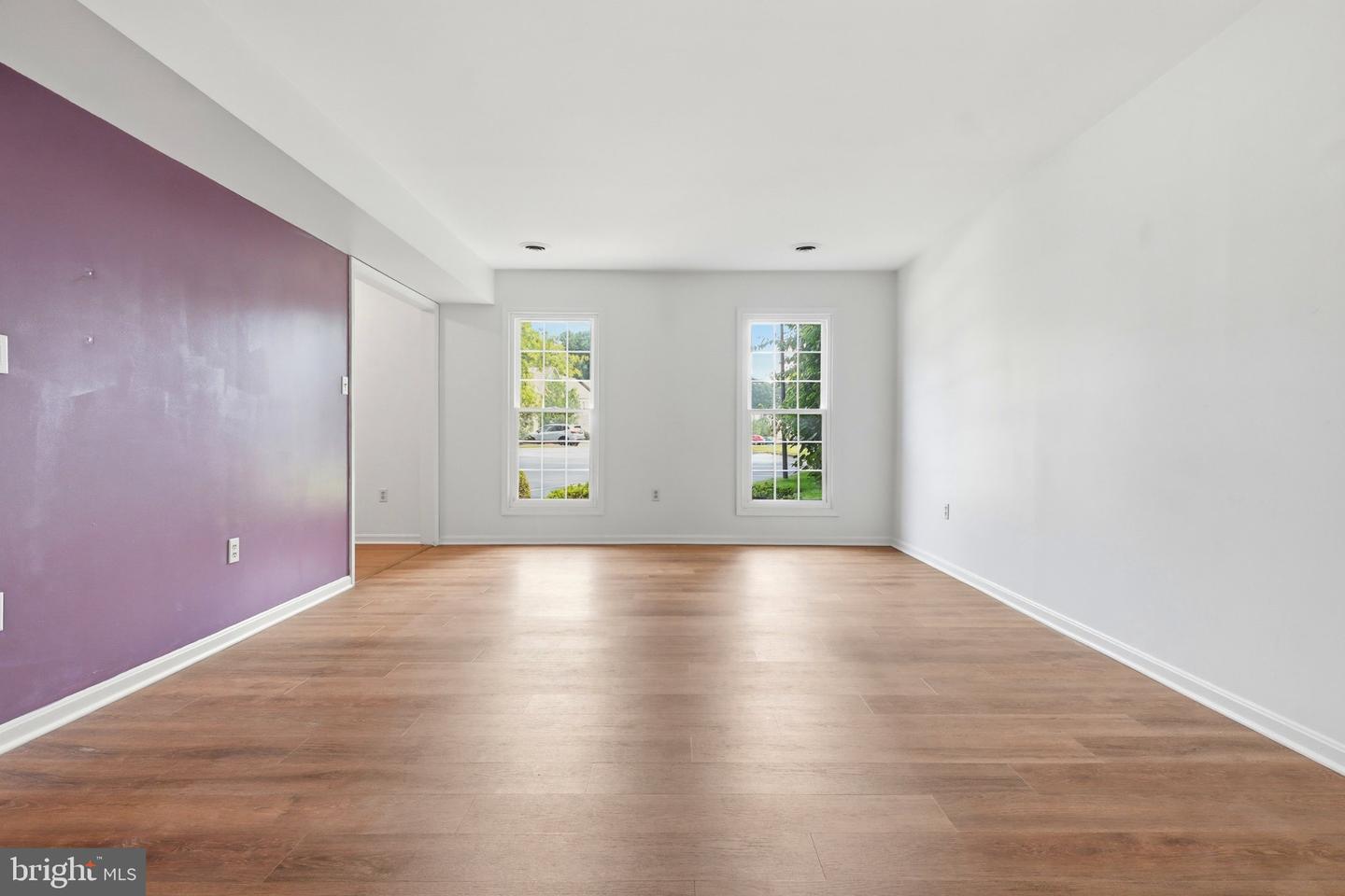 6359 Stanford Ct Property Photo 8