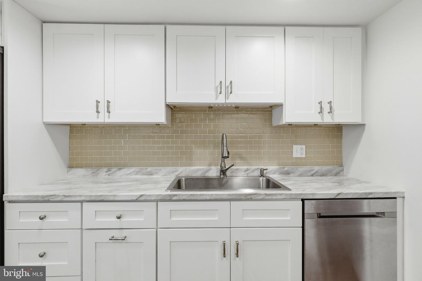 6359 Stanford Ct Property Photo 15