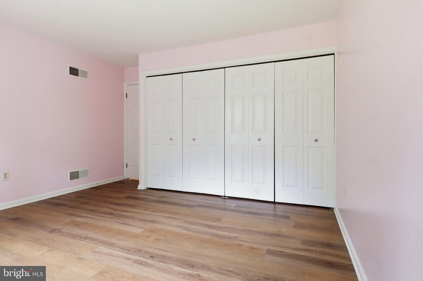 6359 Stanford Ct Property Photo 23
