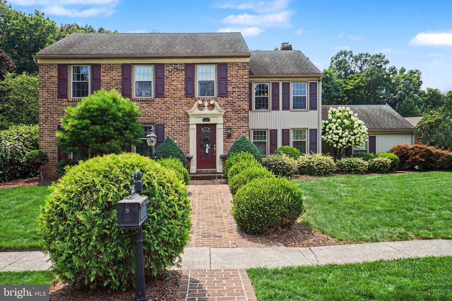 6110 Stephens Xing Property Photo 1