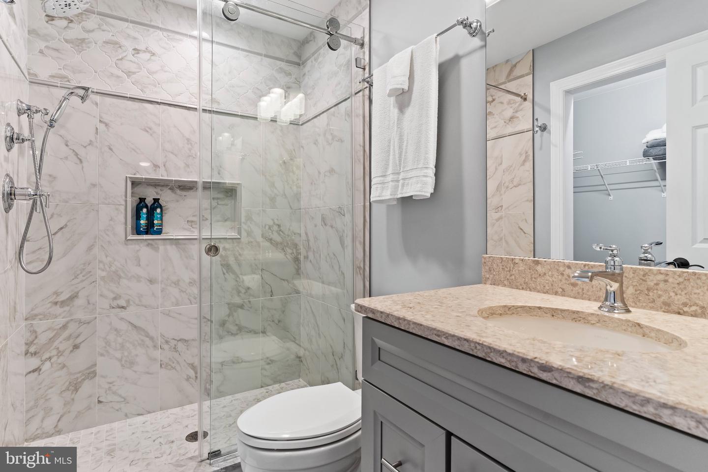 5103 Maple Leaf Ct Property Photo 46