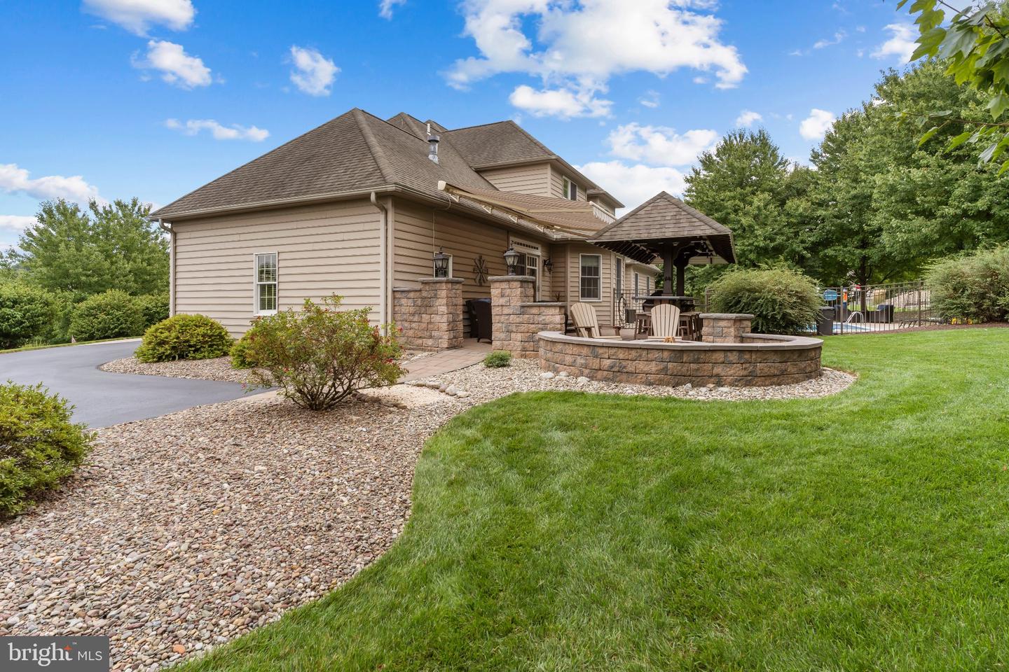 5103 Maple Leaf Ct Property Photo 68