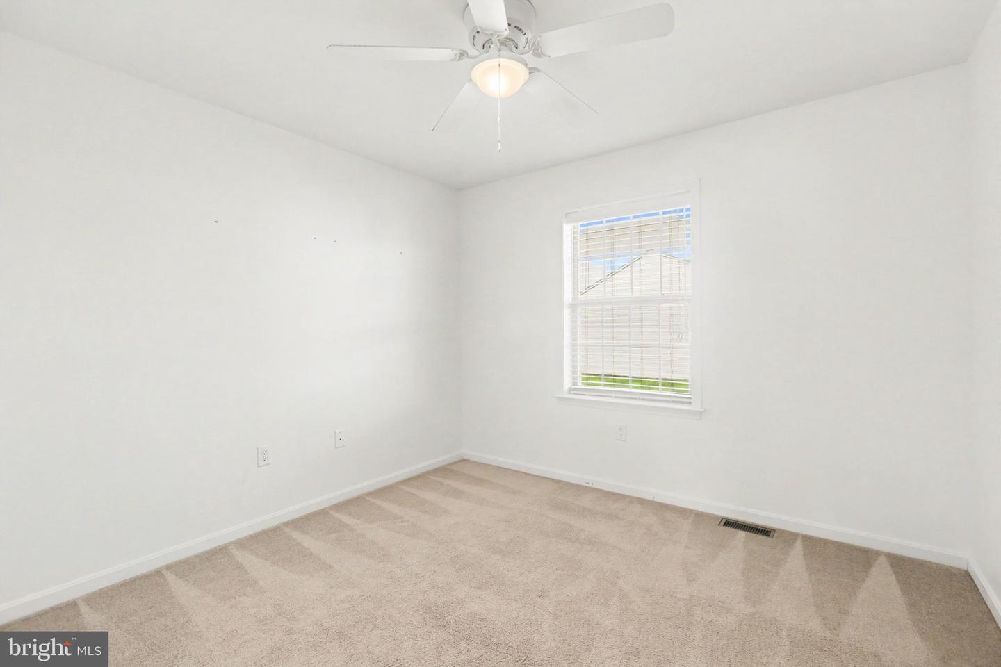 276 Melbourne Ln Property Photo 23