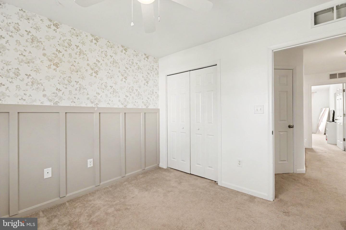 276 Melbourne Ln Property Photo 25