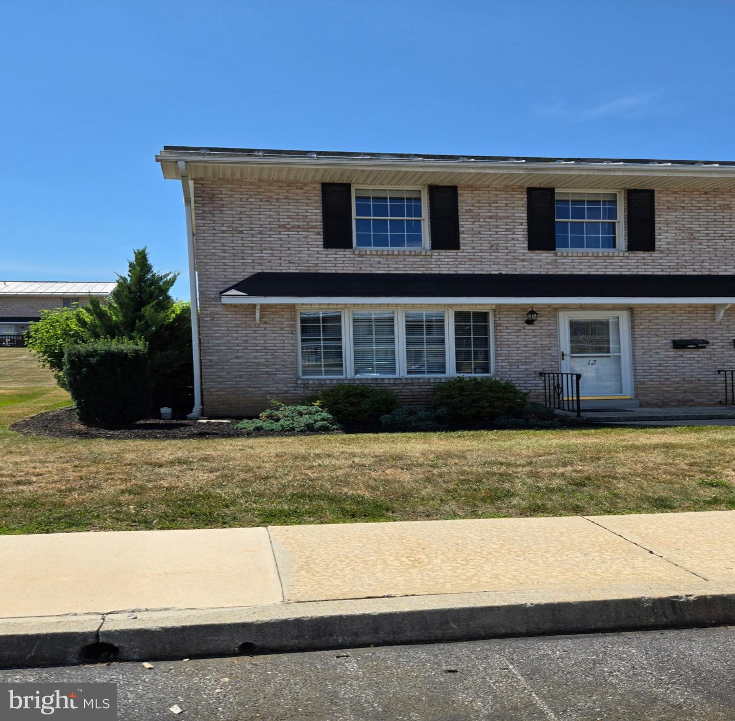 12 Bentley Pl Property Photo 1