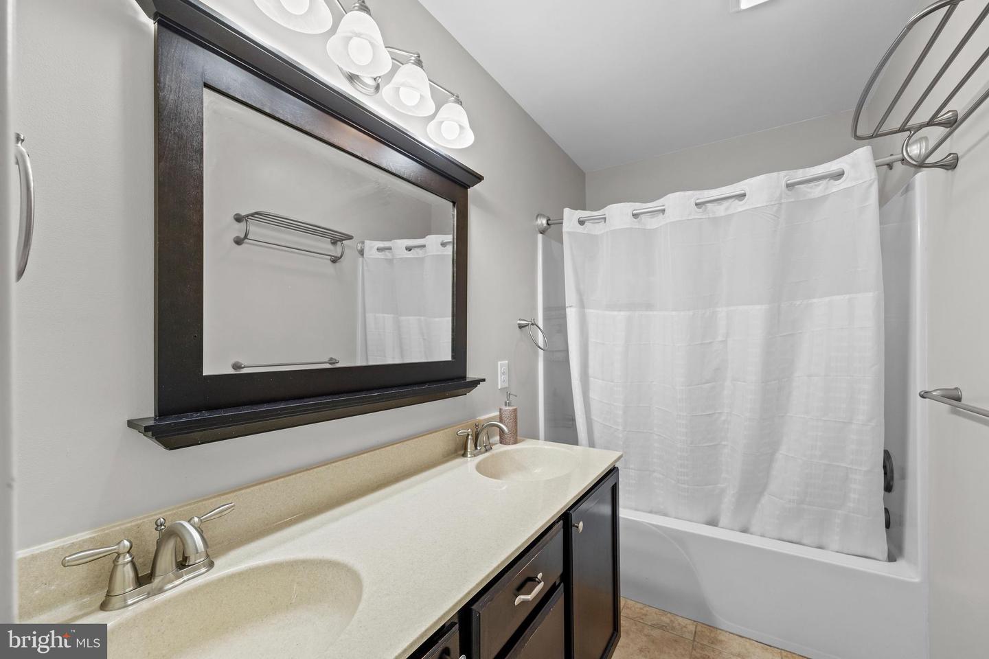 4905 Laurel Valley Ln Property Photo 23