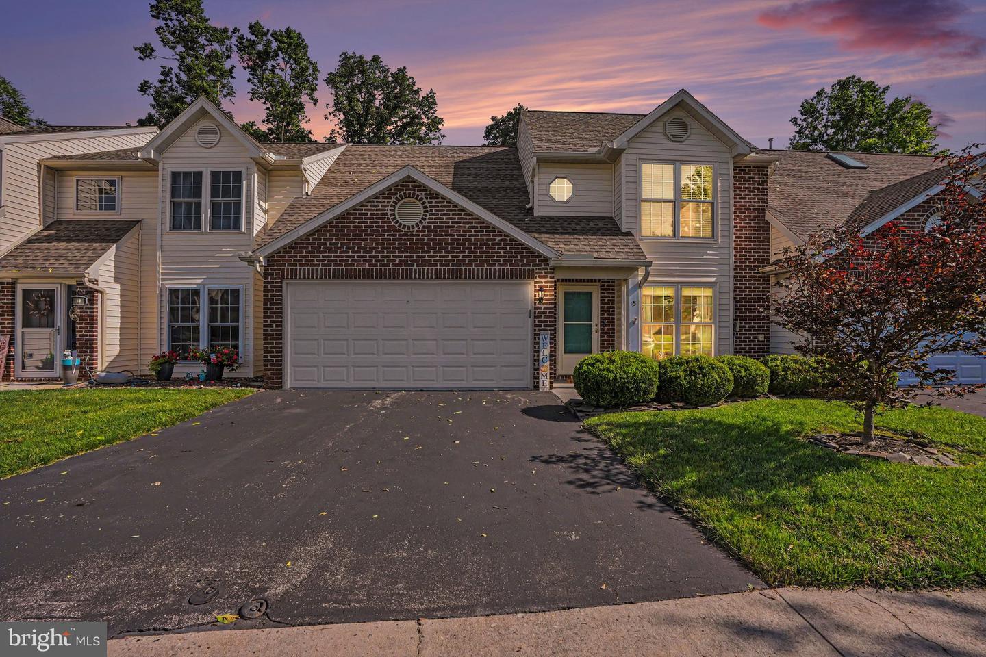 5 Windcroft Ct Property Photo 1