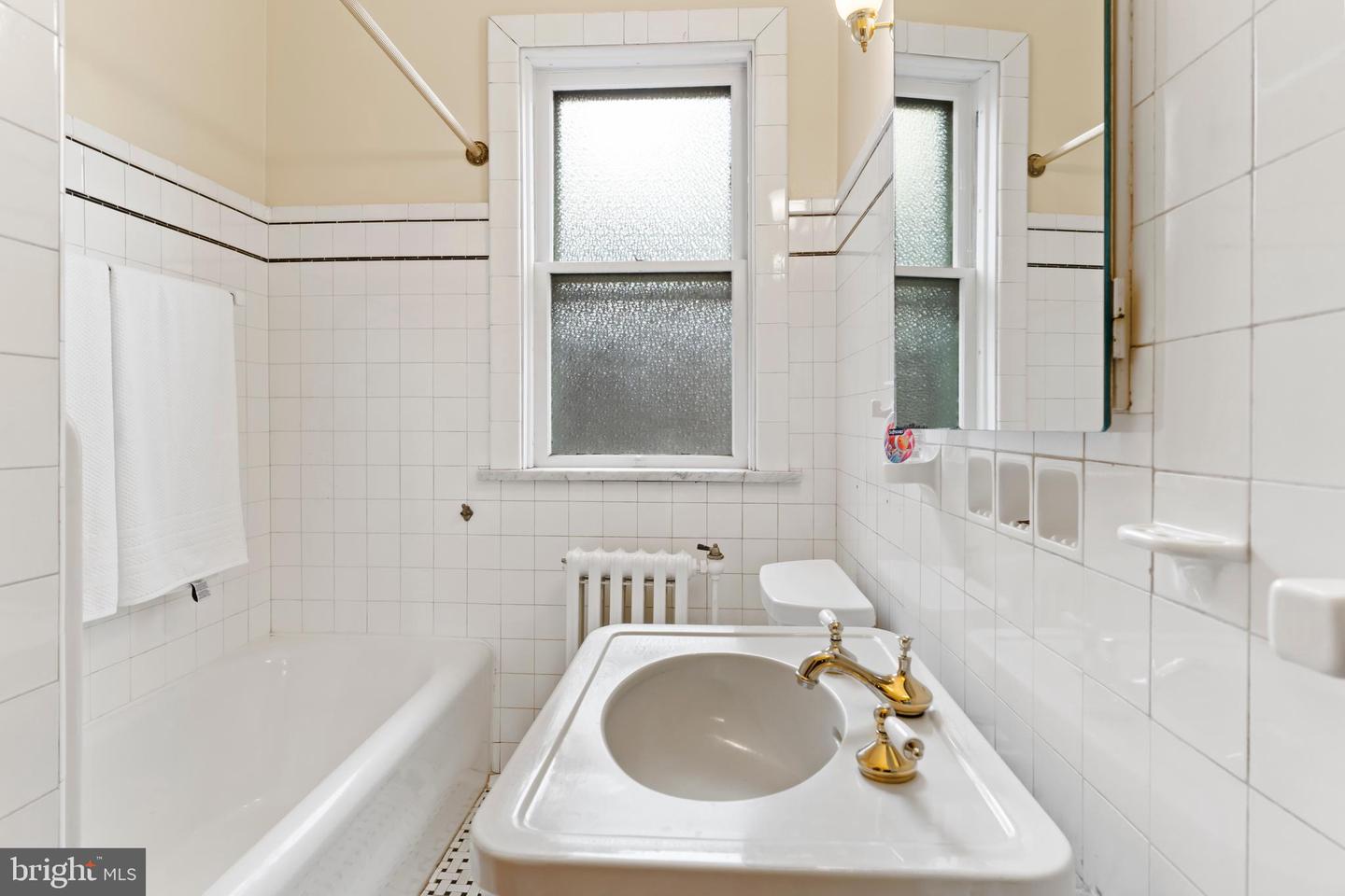 344 N Front St Property Photo 17