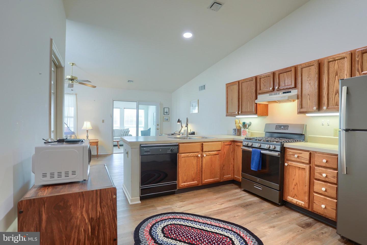 1 Thornhill Ct Property Photo 6