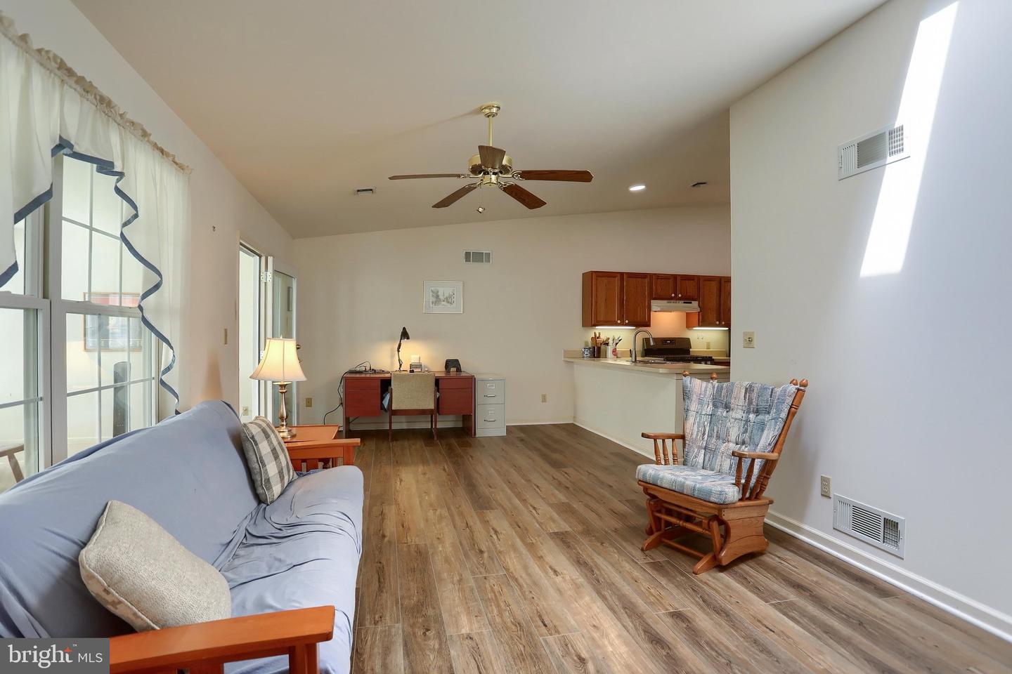 1 Thornhill Ct Property Photo 10