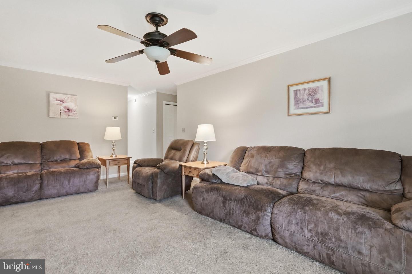 18 Larch Property Photo 4