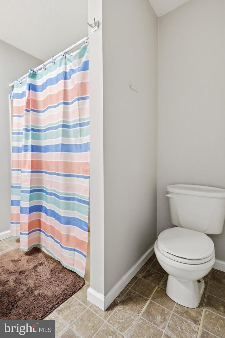 18 Larch Property Photo 21