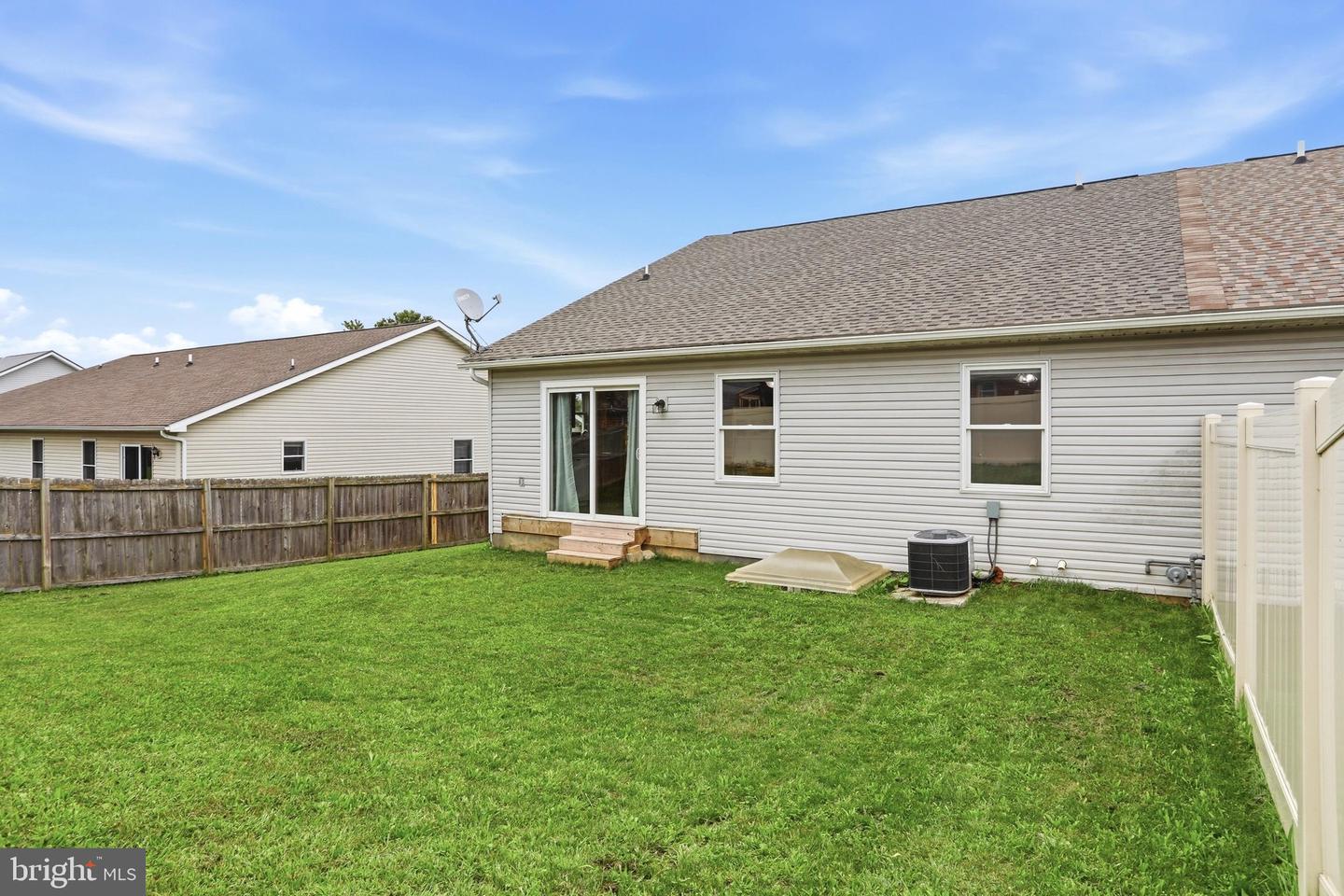18 Larch Property Photo 37