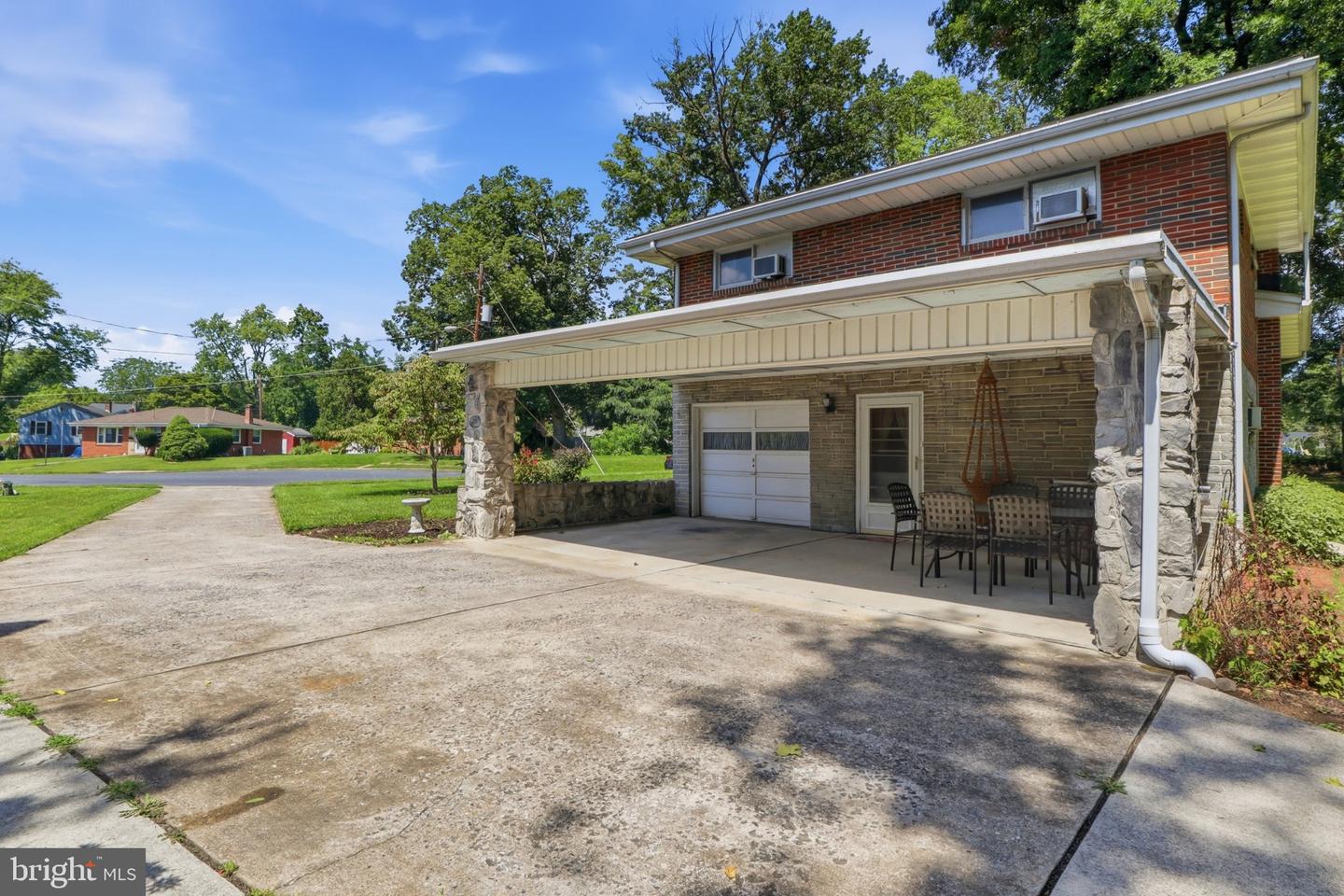 115 Allen Ct Property Photo 6