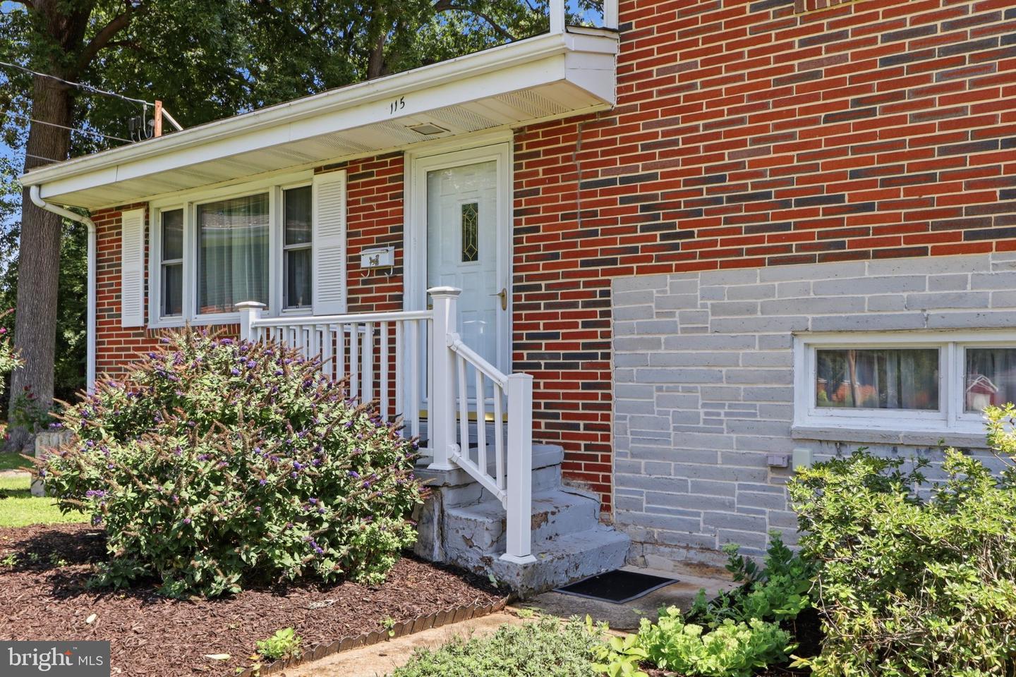 115 Allen Ct Property Photo 7