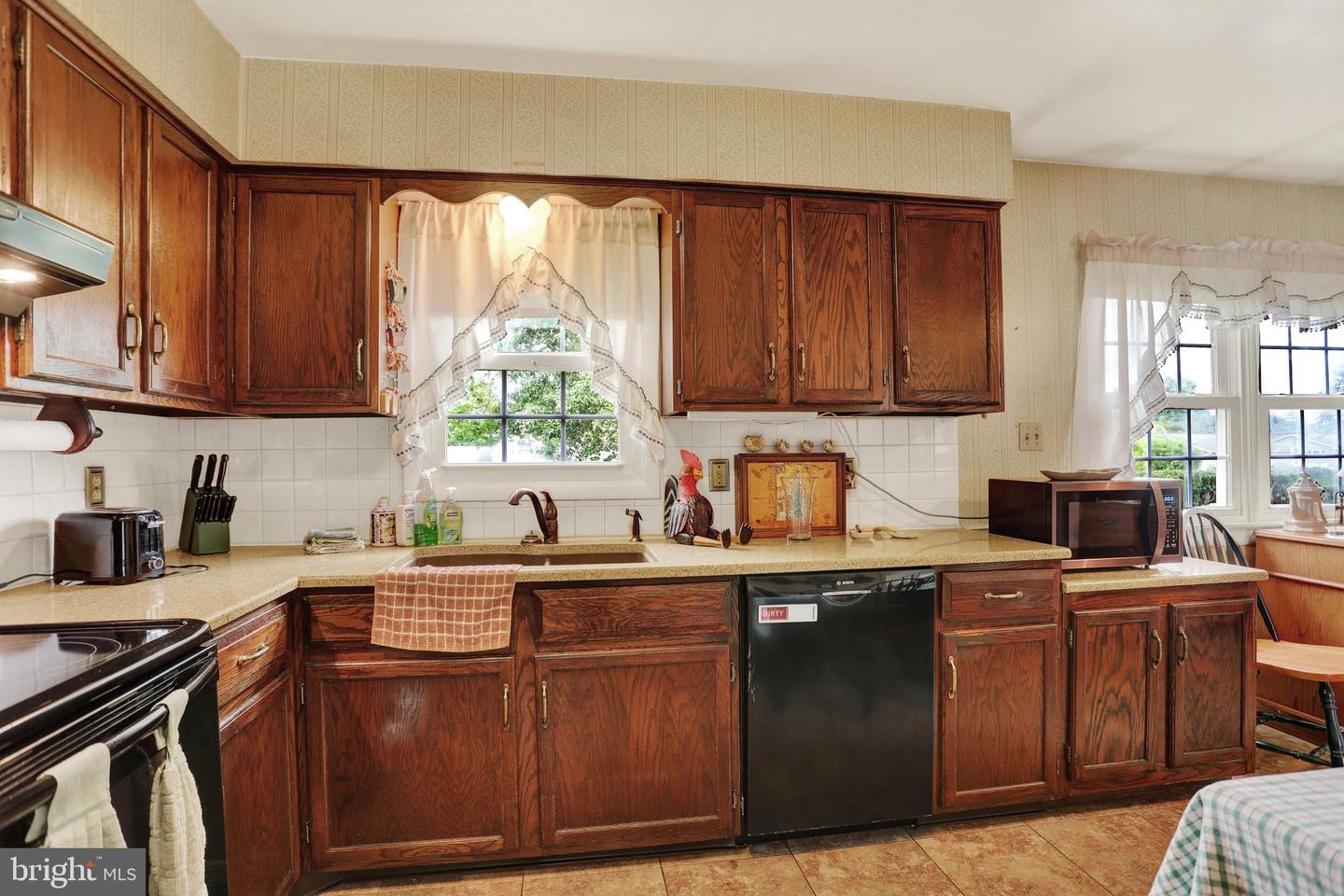 545 Boxwood Ln Property Photo 7