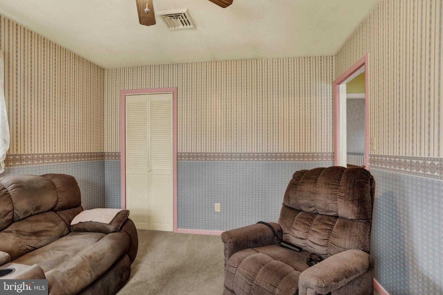 545 Boxwood Ln Property Photo 18