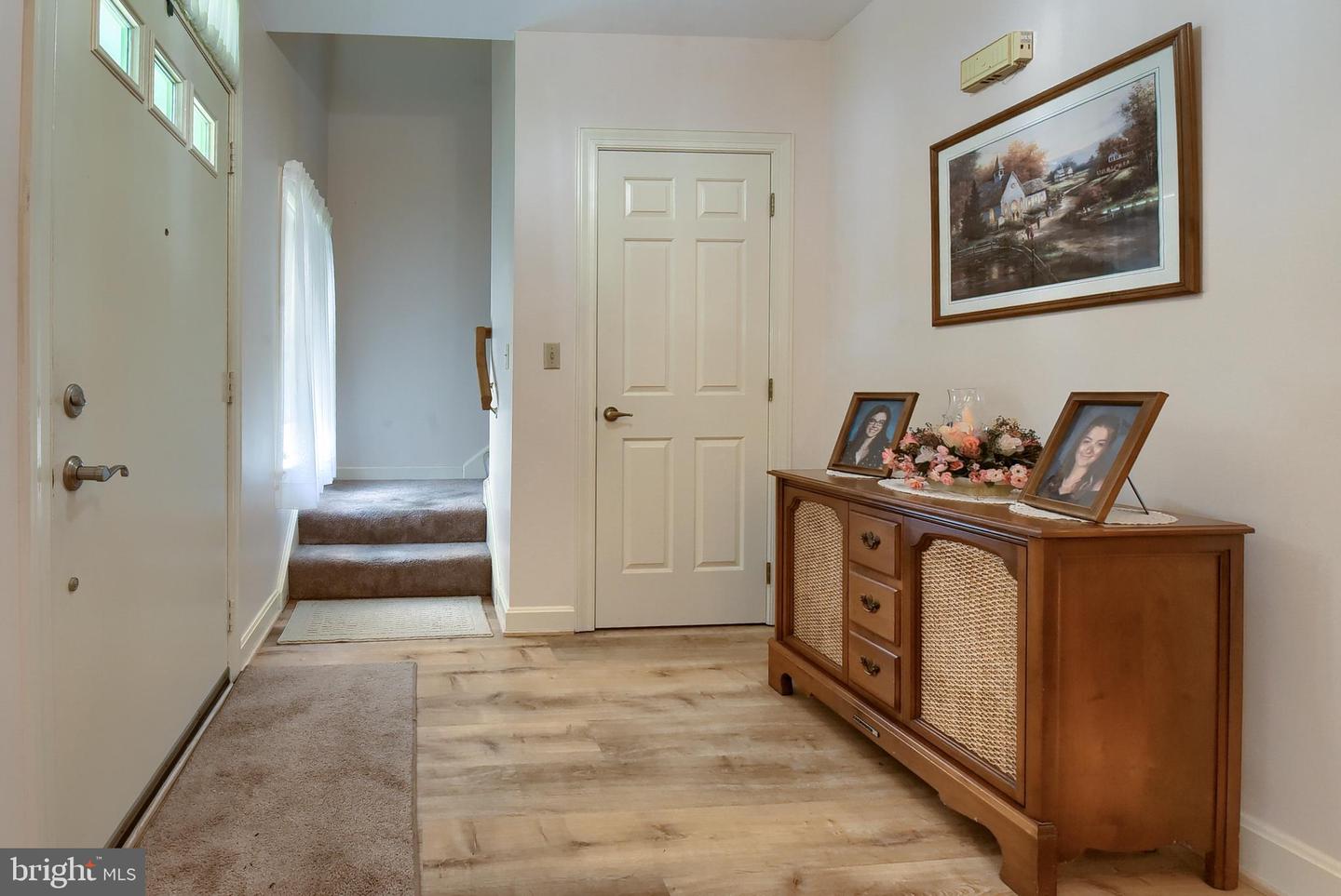 1202 White Birch Ln Property Photo 6