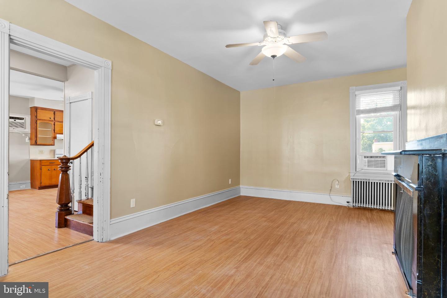 214 N College St Property Photo 4
