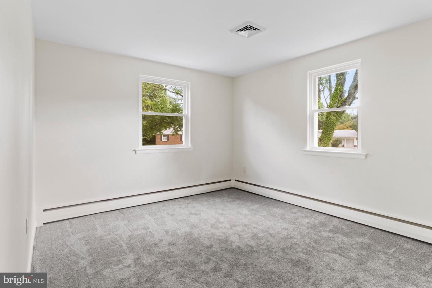 416 Allendale Way Property Photo 33