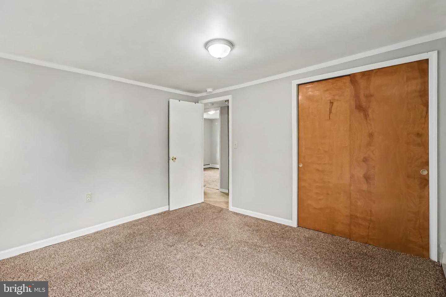 400 W Dauphin Property Photo 15