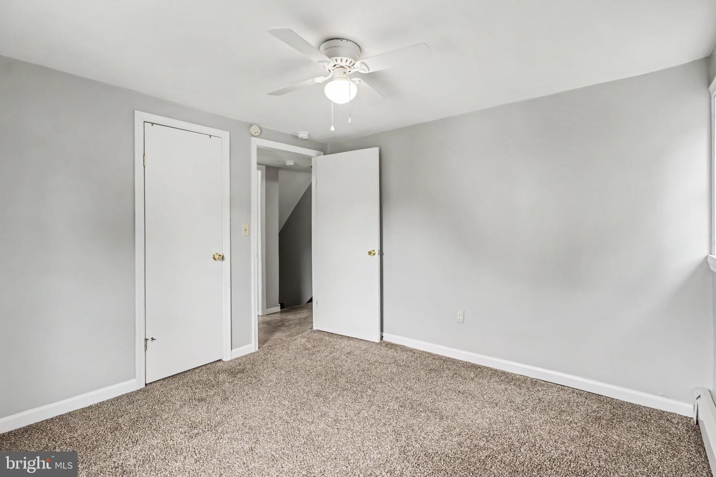 400 W Dauphin Property Photo 19